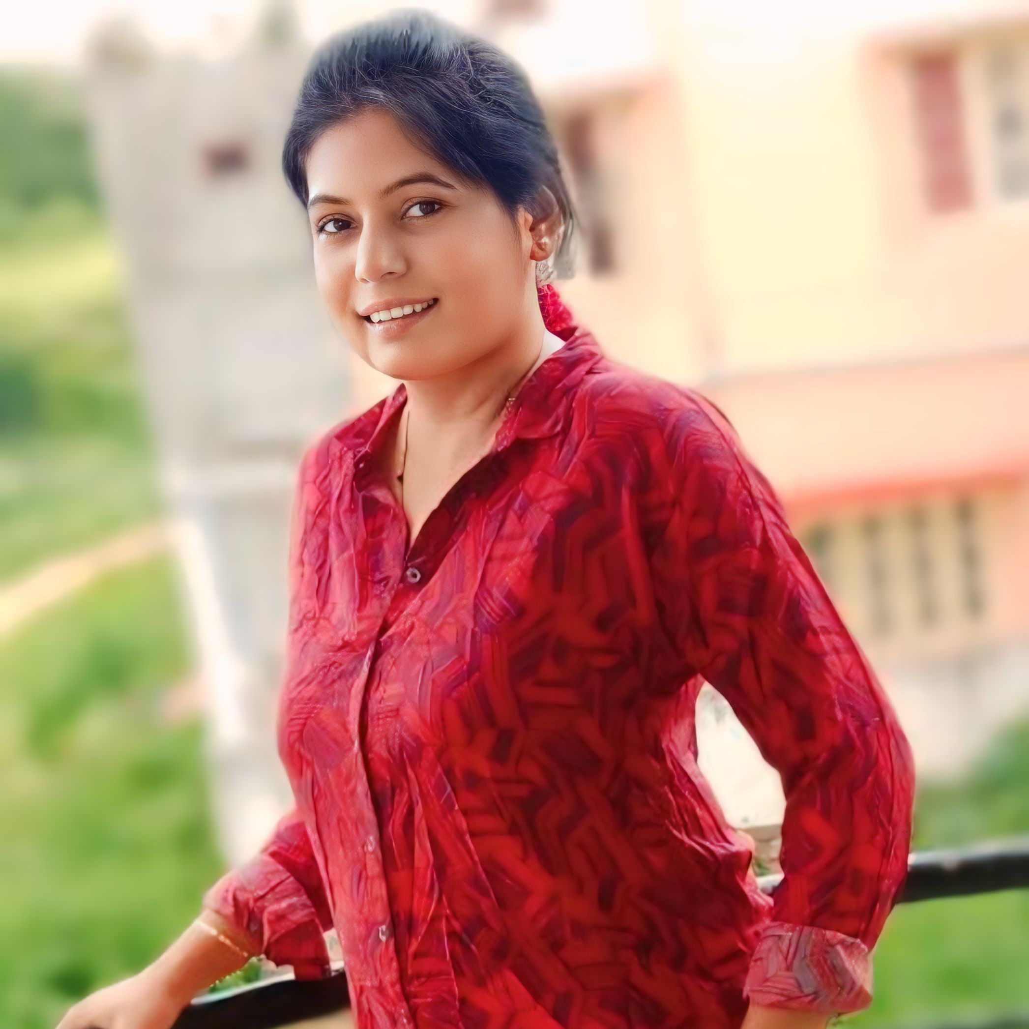Veena suresh's avatar